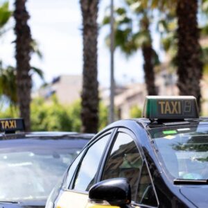 Traslado desde/hacia aeropuerto o estación